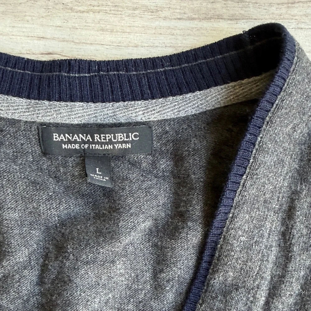 Banana Republic Dark Gray Cardigan Sweater